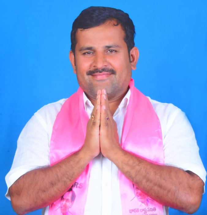 అకాల వర్షంతో నష్టపోయిన రైతులను ప్రభుత్వం ఆదుకోవాలి : బీఆర్ఎస్ పార్టీ నాయకులు లకావత్ గిరిబాబు