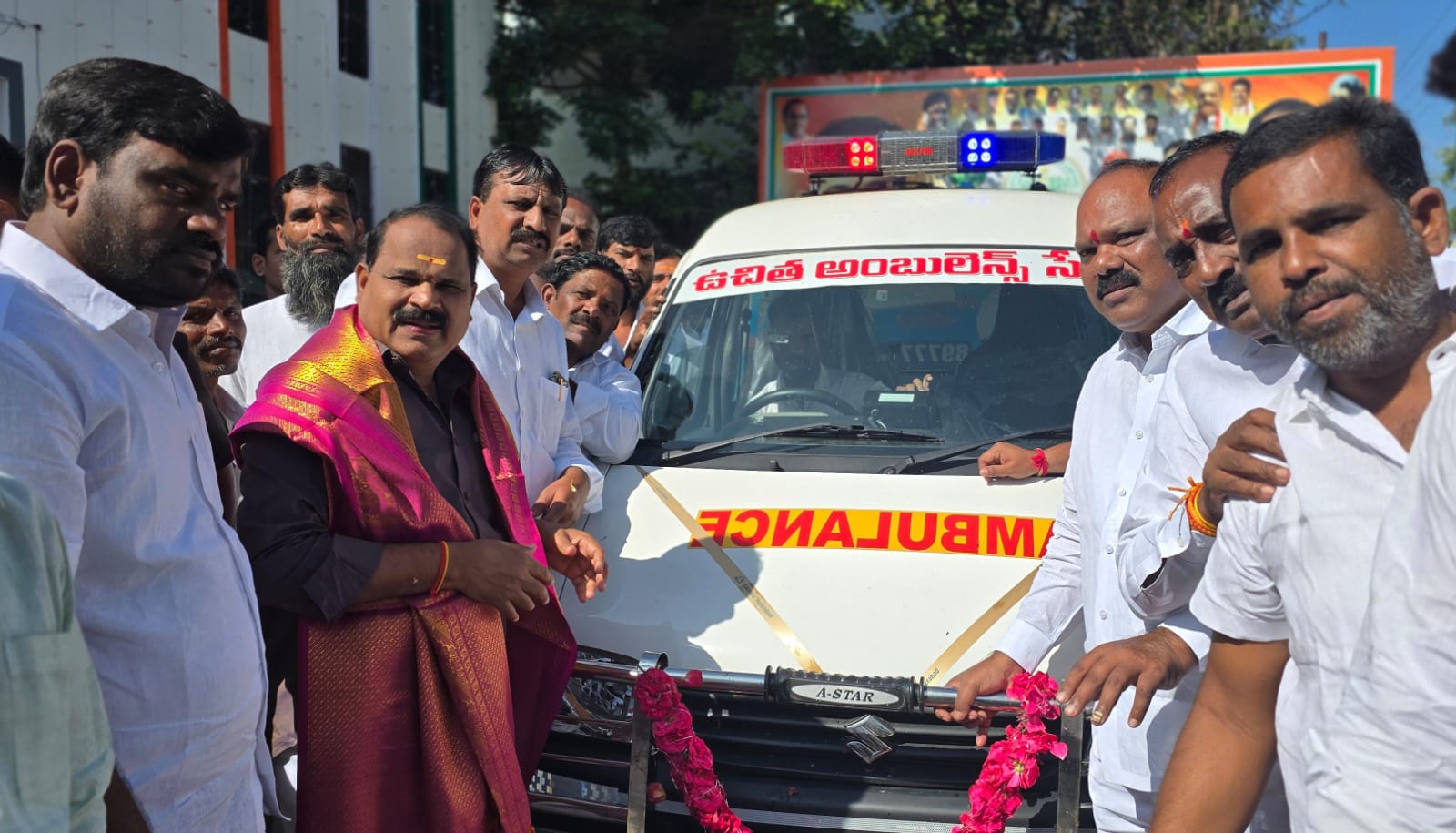 నేటి నుండి మండలాలలో అంబులెన్స్ సేవలు : షాద్ నగర్ ఎమ్మెల్యే "వీర్లపల్లి శంకర్"