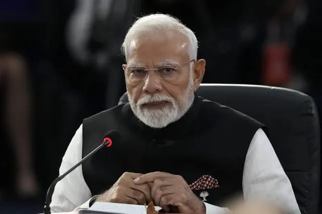 వంతెన కూలిన ఘటనపై ప్రధాని మోదీ దిగ్భ్రాంతి