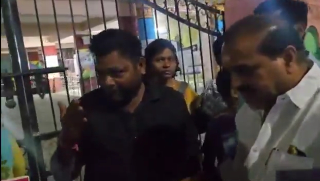 తొందర్లోనే వస్తా నీకు కొత్త దుకాణం నేనే పెట్టించి ఓపెన్ చేస్తా : బీఆర్ఎస్ వర్కింగ్ ప్రెసిడెంట్ కేటీఆర్