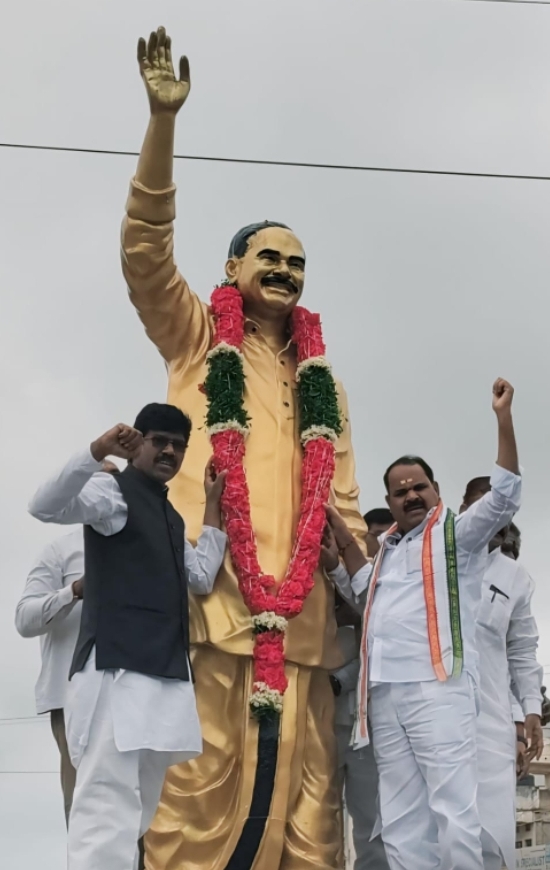 ప్రజల హృదయాల్లో చిరస్థాయిగా నిలిచిన వైయస్సార్ : ఎమ్మెల్యే వీర్లపల్లి శంకర్