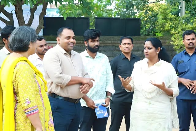 వరంగల్ ఆలయాల అభివృద్ధిపై ఎంపీ కడియం కావ్య సమీక్ష